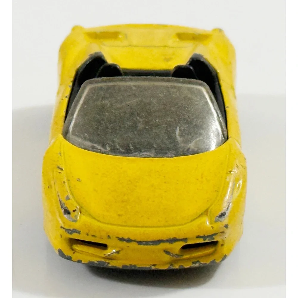 Hot Wheels Ferrari 458 Spider Kids 1:64 Yellow Diecast Toy Car Convertible